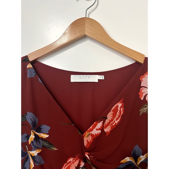 ASTR Mauve Floral High Low Ruched Front Midi Dress Size Medium - Picture 10 of 14